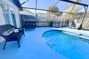 10 mins to Disney! 3BD/2BA Villa w/ Private Pool Indian Wells
